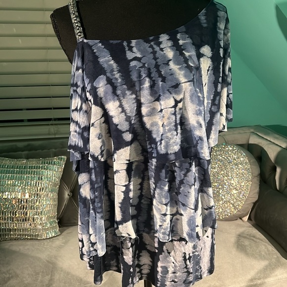 INC international Concepts top - Picture 4 of 13